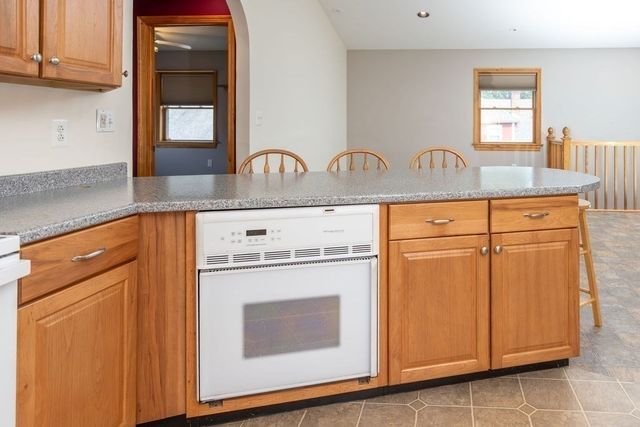 6 Sherman Avenue, Northampton, MA 01060