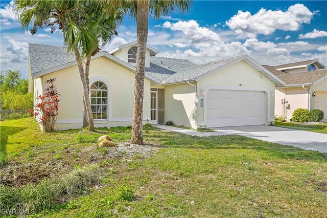 3832 Sabal Springs BLVD, North Fort Myers, FL 33917