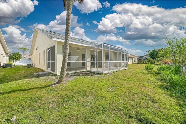 3832 Sabal Springs BLVD, North Fort Myers, FL 33917