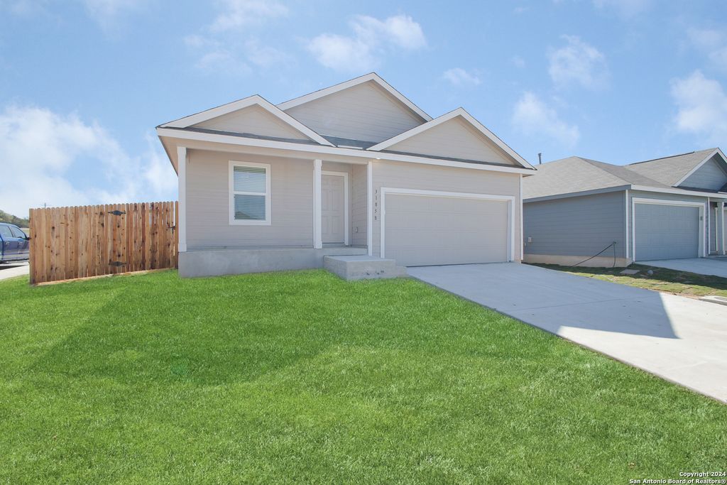 31858 bluewood, Bulverde, TX 78163