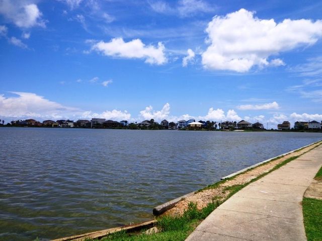 1002 Staples Avenue, Seabrook, TX 77586