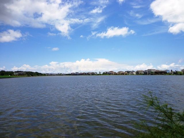 1002 Staples Avenue, Seabrook, TX 77586
