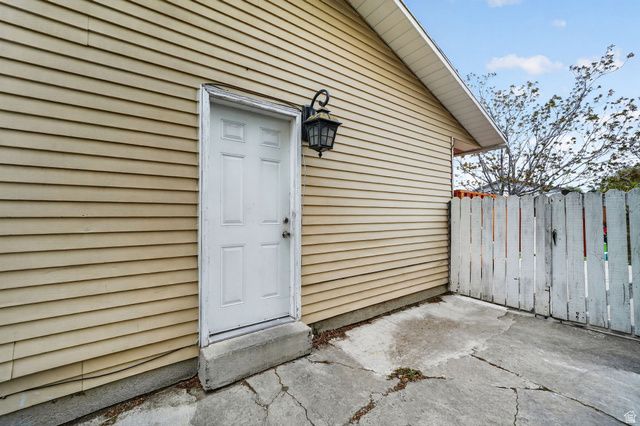 4325 S WILDROSE DR, West Valley City, UT 84120