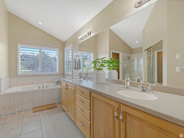 1104 E FAIRWAY DR, North Salt Lake, UT 84054