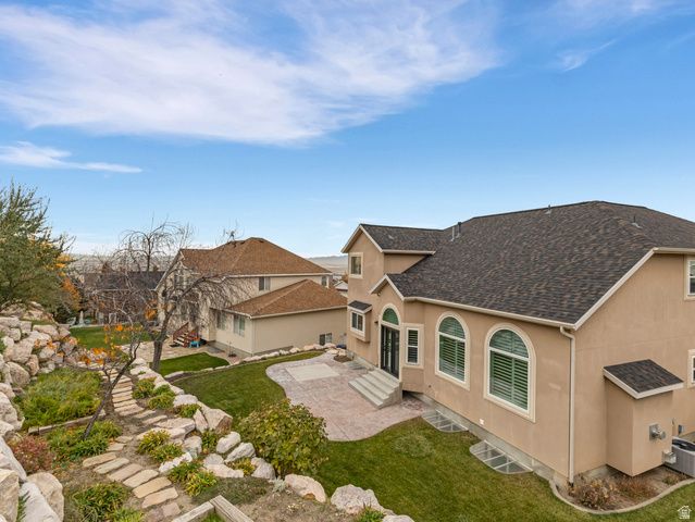 1104 E FAIRWAY DR, North Salt Lake, UT 84054