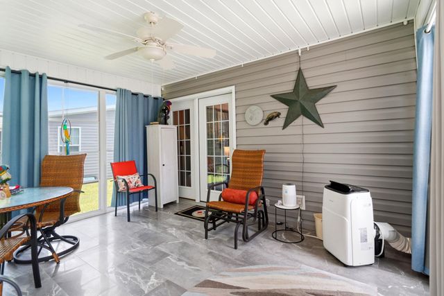 2039 Eastlynn Dr., Conway, SC 29526