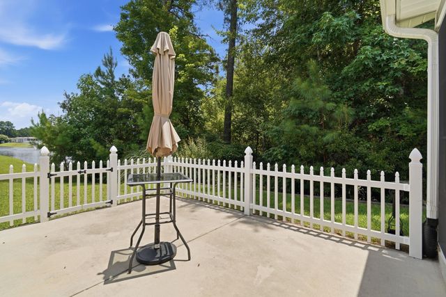 2039 Eastlynn Dr., Conway, SC 29526