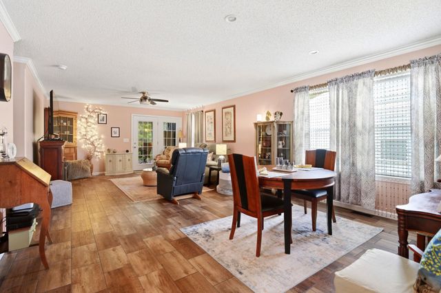 2039 Eastlynn Dr., Conway, SC 29526