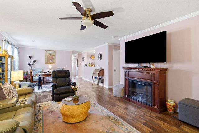 2039 Eastlynn Dr., Conway, SC 29526