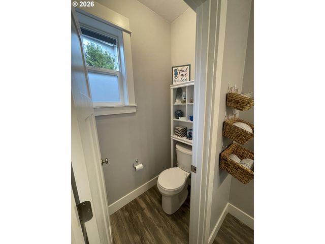 4184 Se INLET Ave, Lincoln City, OR 97367