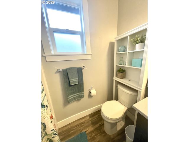 4184 Se INLET Ave, Lincoln City, OR 97367