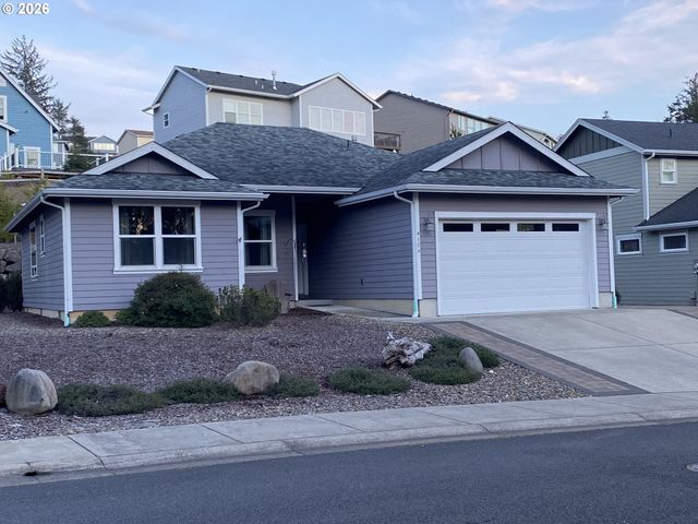 4184 Se INLET Ave, Lincoln City, OR 97367