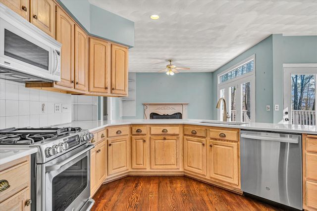 1624 Sunberry CIR, Roanoke, VA 24018