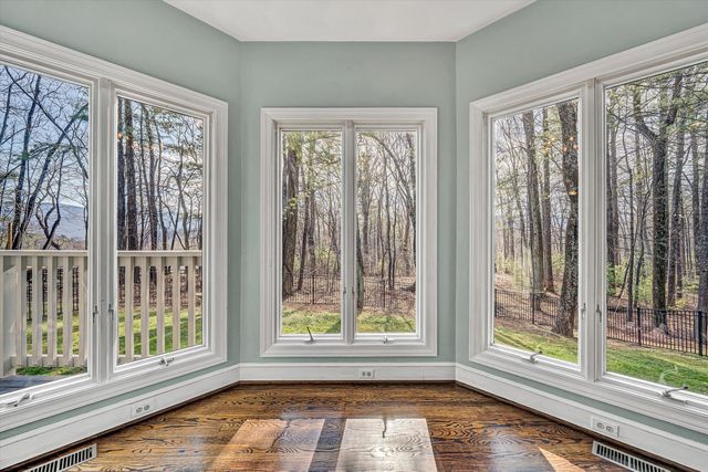 1624 Sunberry CIR, Roanoke, VA 24018