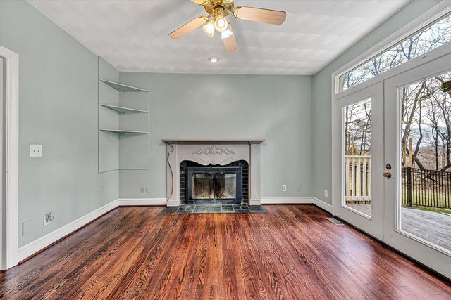 1624 Sunberry CIR, Roanoke, VA 24018