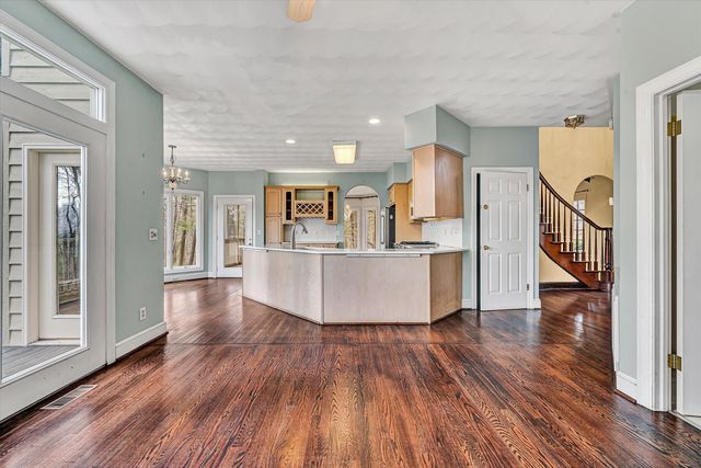 1624 Sunberry CIR, Roanoke, VA 24018