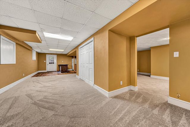 1624 Sunberry CIR, Roanoke, VA 24018