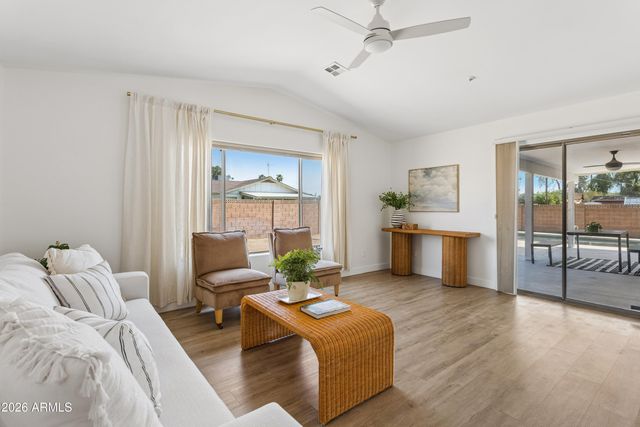 8628 E Oak Street, Scottsdale, AZ 85257