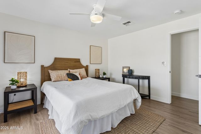 8628 E Oak Street, Scottsdale, AZ 85257