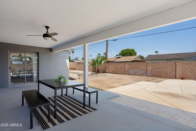 8628 E Oak Street, Scottsdale, AZ 85257