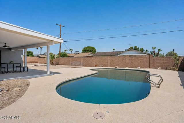 8628 E Oak Street, Scottsdale, AZ 85257