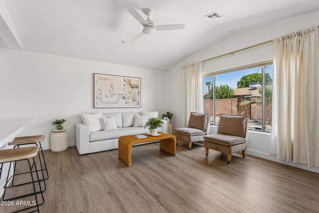 8628 E Oak Street, Scottsdale, AZ 85257