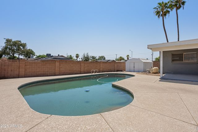 8628 E Oak Street, Scottsdale, AZ 85257