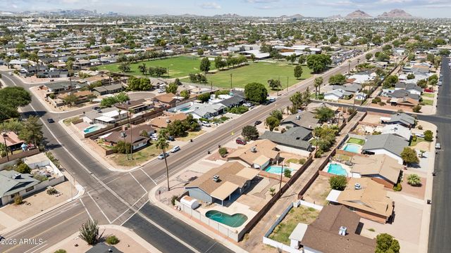 8628 E Oak Street, Scottsdale, AZ 85257