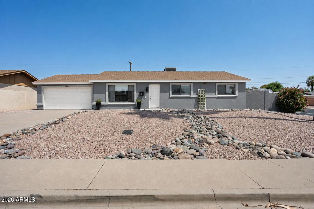 8628 E Oak Street, Scottsdale, AZ 85257