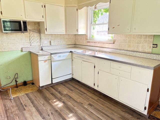 1717 Mannheim Road, Des Plaines, IL 60018