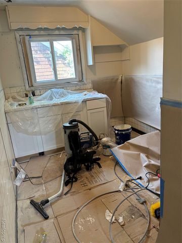 12757 Hampshire Street, Detroit, MI 48213