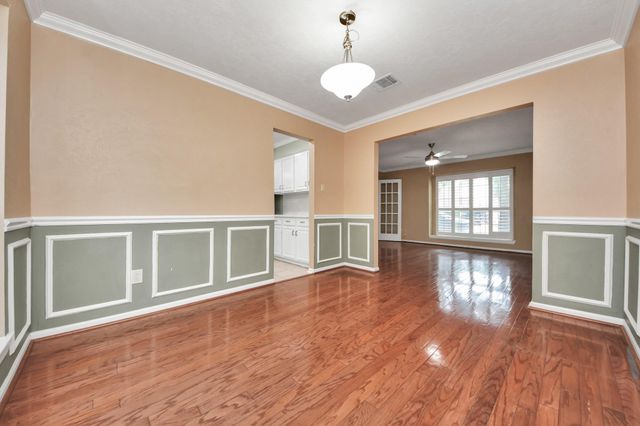 7807 Leaf Point Court, Houston, TX 77095