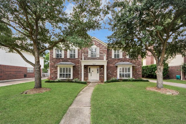 7807 Leaf Point Court, Houston, TX 77095