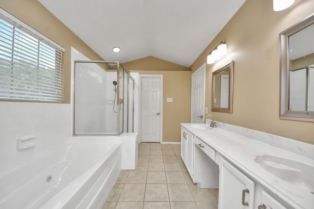 7807 Leaf Point Court, Houston, TX 77095