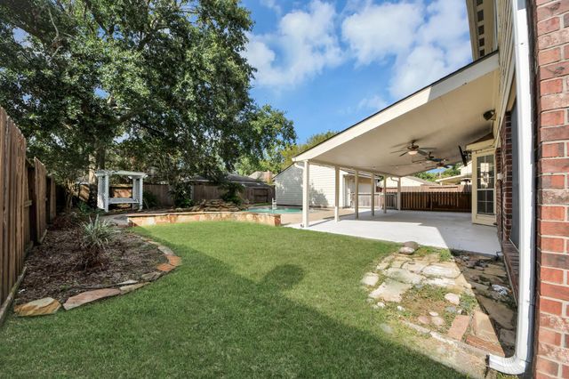 7807 Leaf Point Court, Houston, TX 77095