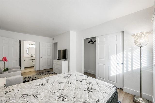 5404 River Glen Drive 353, Las Vegas, NV 89103