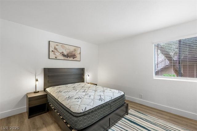 5404 River Glen Drive 353, Las Vegas, NV 89103