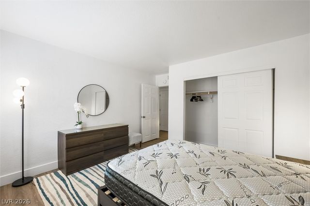 5404 River Glen Drive 353, Las Vegas, NV 89103