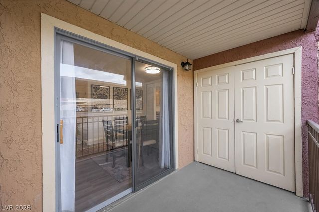 5404 River Glen Drive 353, Las Vegas, NV 89103