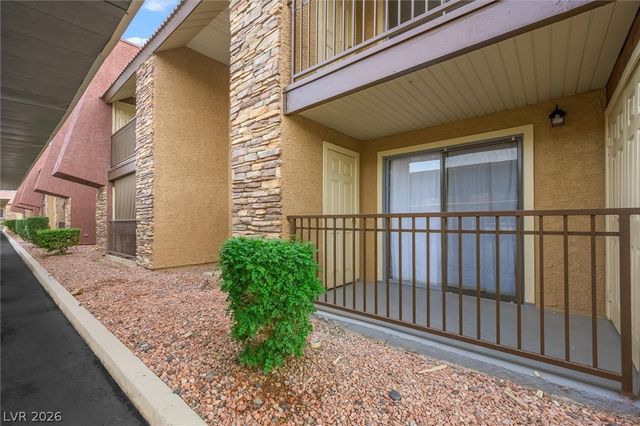 5404 River Glen Drive 353, Las Vegas, NV 89103