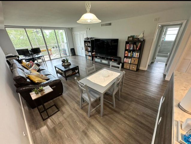 3090 N Course Drive 601, Pompano Beach, FL 33069