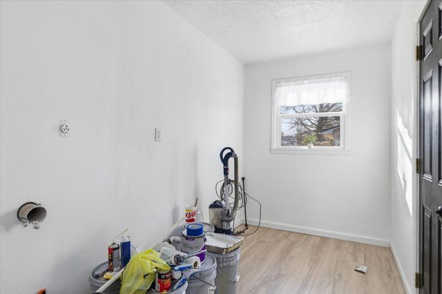 508 N Broad Avenue, Mansfield, MO 65704