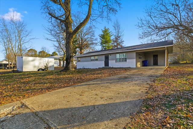 508 N Broad Avenue, Mansfield, MO 65704