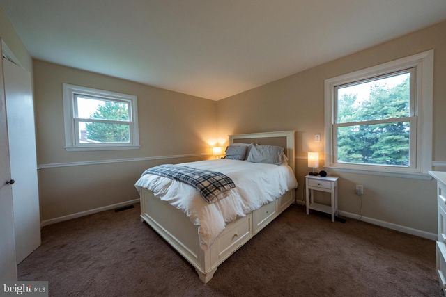 1005 CAREN DR, Sykesville, MD 21784