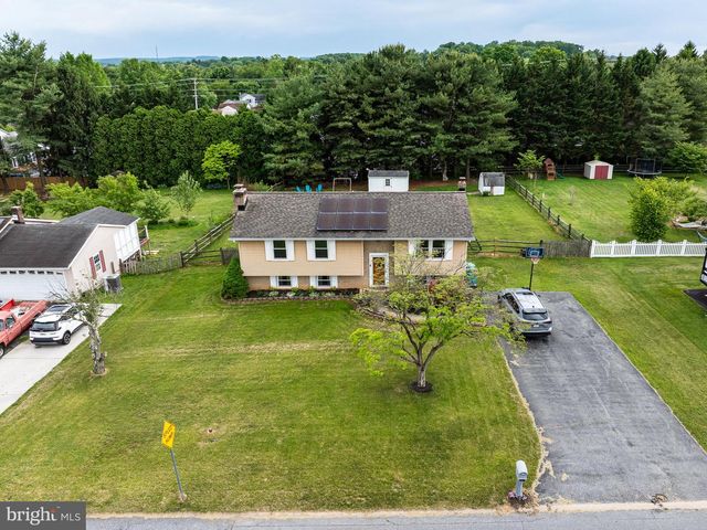1005 CAREN DR, Sykesville, MD 21784