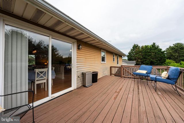 1005 CAREN DR, Sykesville, MD 21784