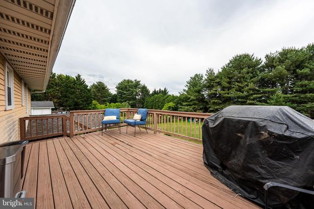 1005 CAREN DR, Sykesville, MD 21784