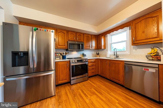 1005 CAREN DR, Sykesville, MD 21784