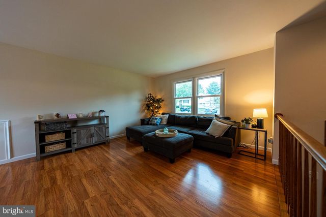 1005 CAREN DR, Sykesville, MD 21784