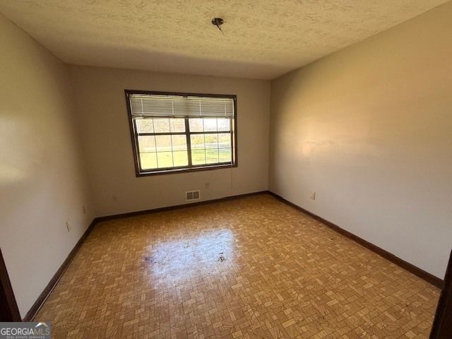 8176 Ridge Road, Hiram, GA 30141